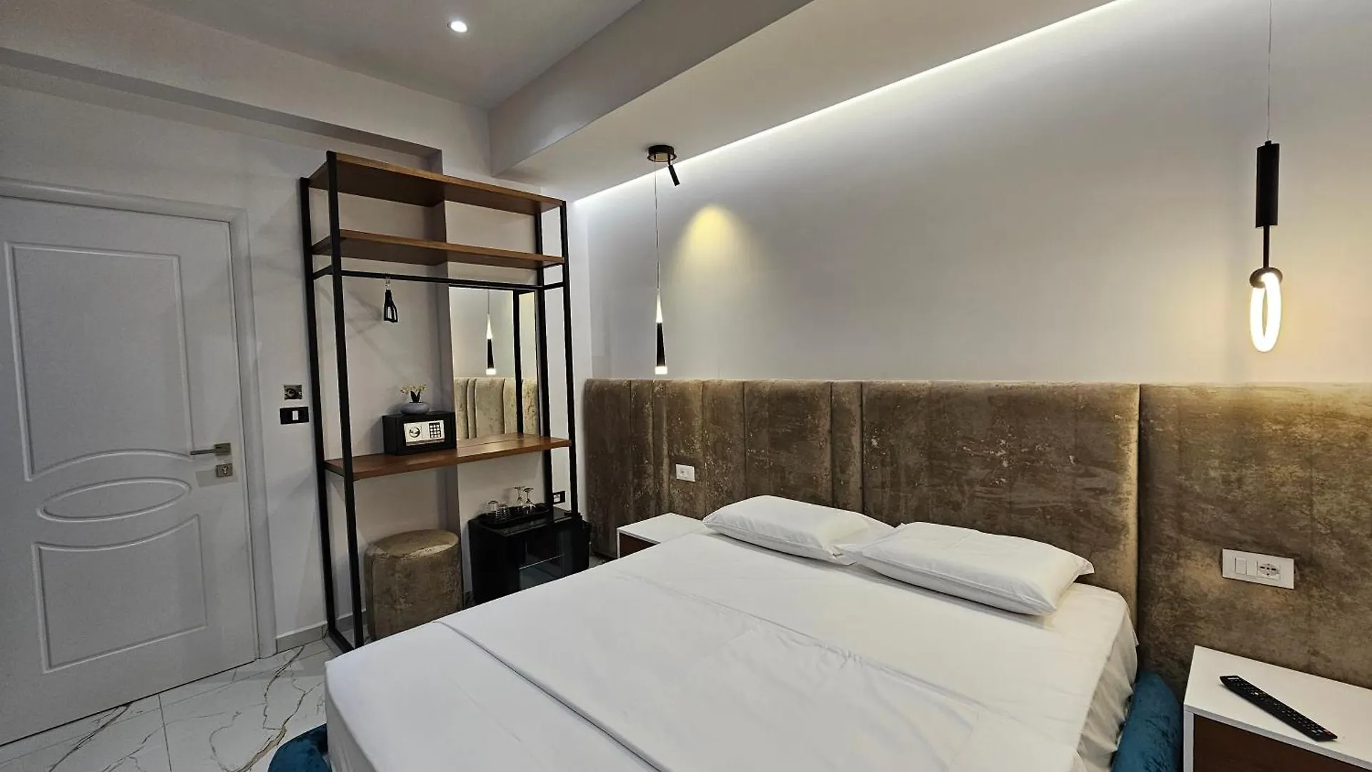 كساميل Villa Memaj شقة فندقية