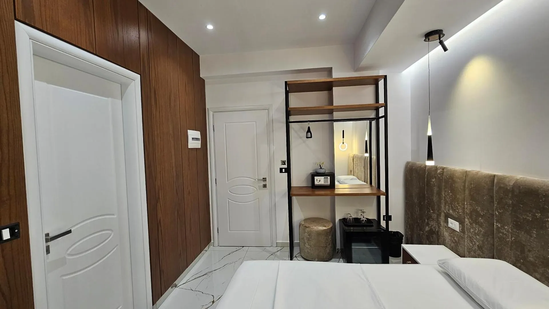 كساميل Villa Memaj شقة فندقية