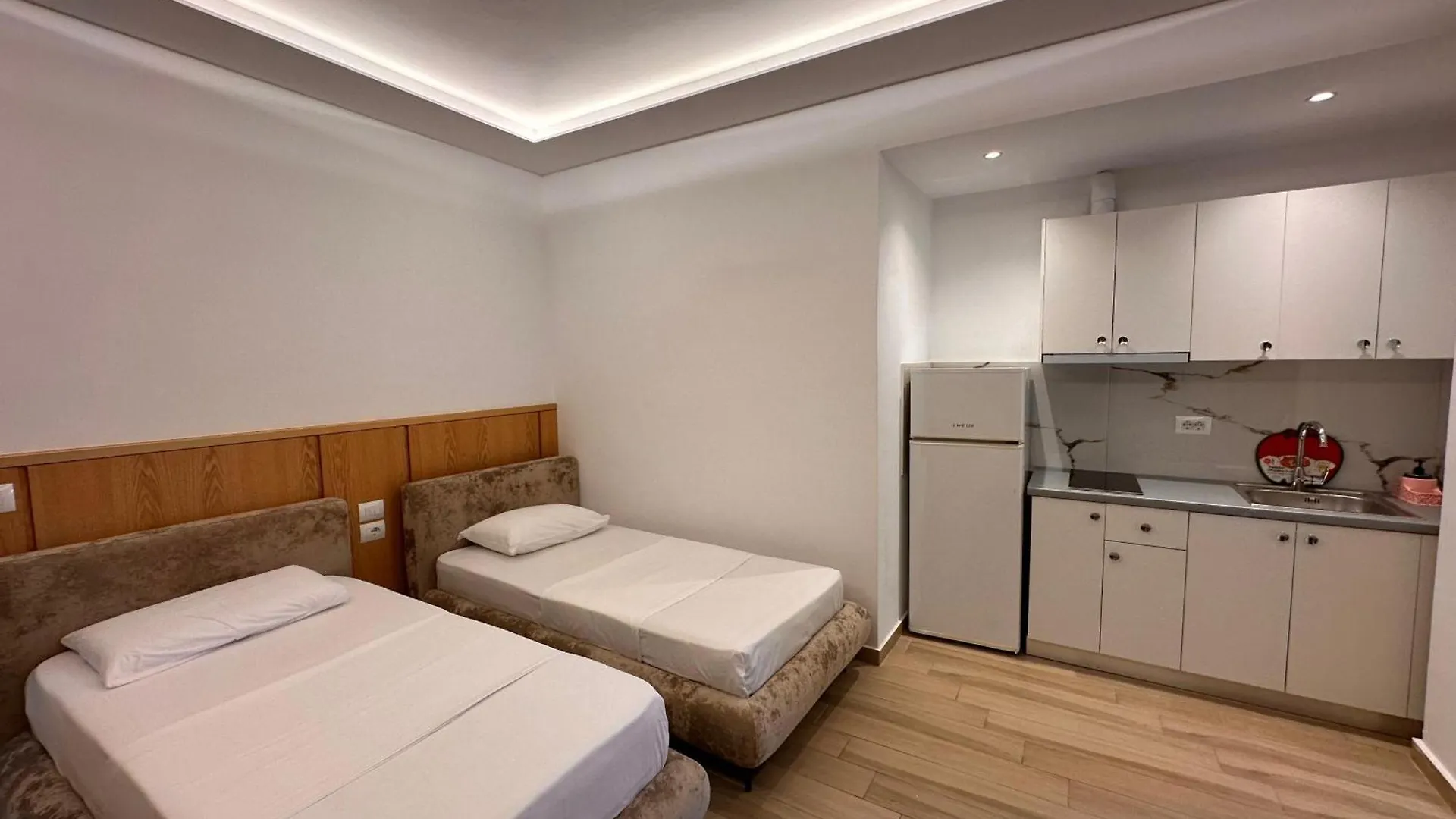 كساميل Villa Memaj شقة فندقية